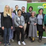 Gruppenfoto mit Andrea Dreffein-Hahn, Anja Schneider, Dagmar Sydow-Graen, Mouska Malek, Florian Juhl, Lukas Unger, Christian Iltner, Katrin Langensiepen, Eka von Kalben und Ines Strehlau.